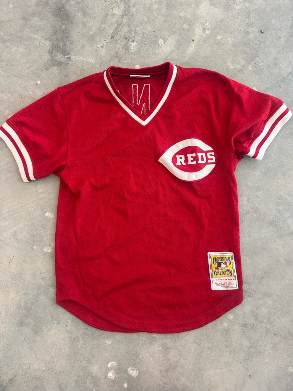 Mitchell & Ness Red Cincinnati Reds V‑Neck Jersey with White Trim
